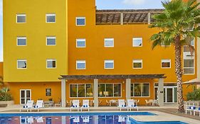 City Express Suites By Marriott Cabo San Lucas